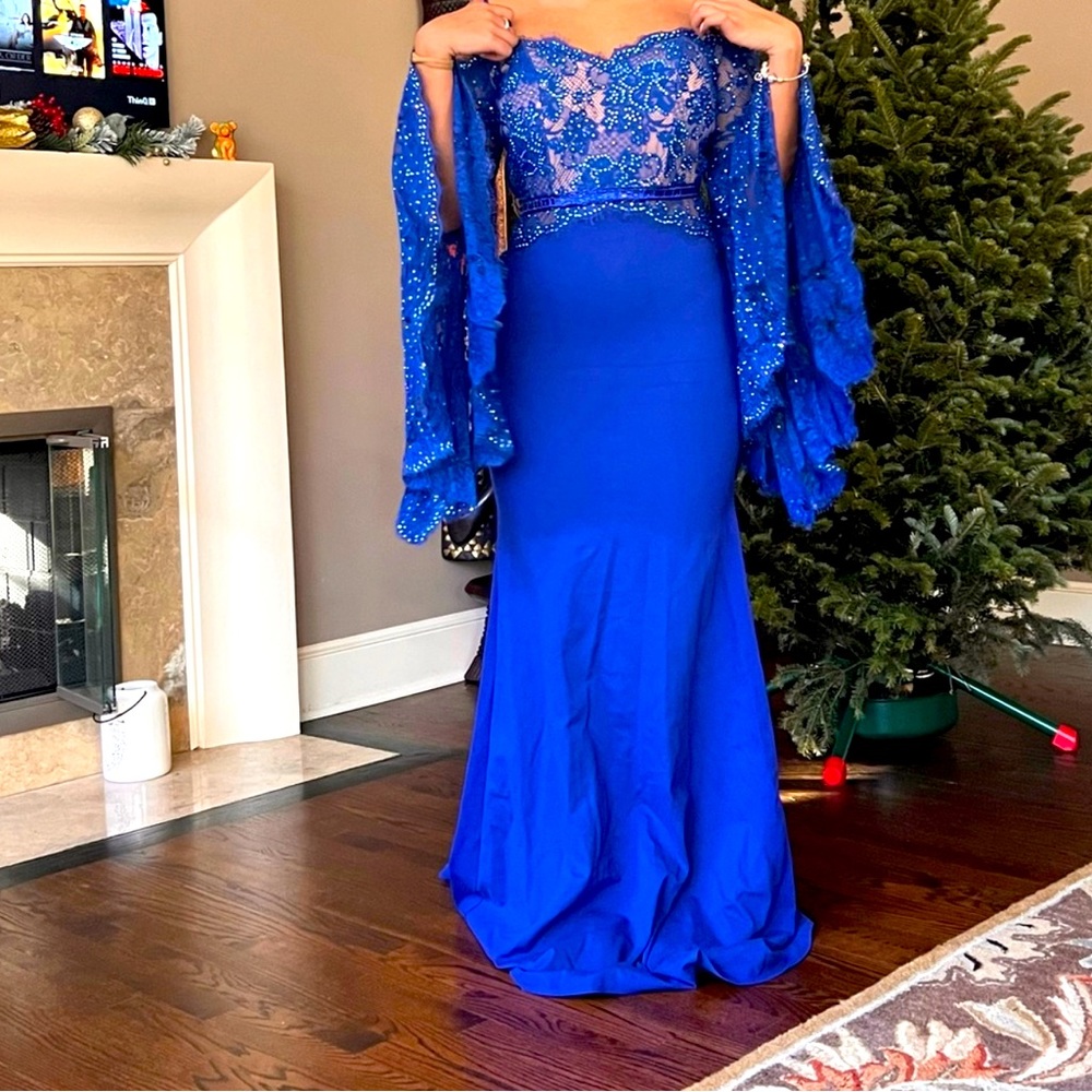 Beautiful Tarik Ediz dress. Worn once got a party.